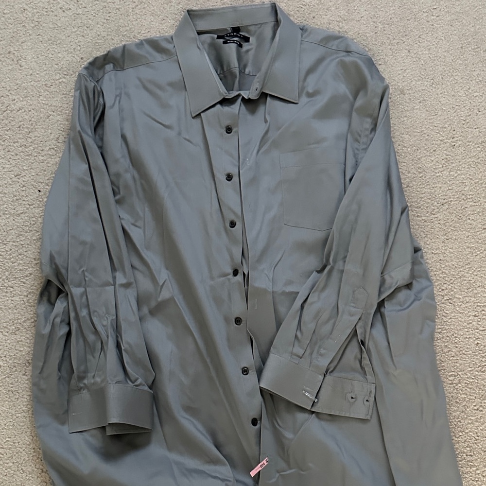 Men's Gray Dress Shirt